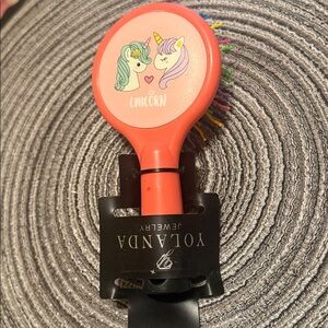 3/$10 girls hairbrush 🆕